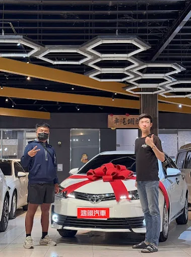 笙洋汽車客戶交車合影
